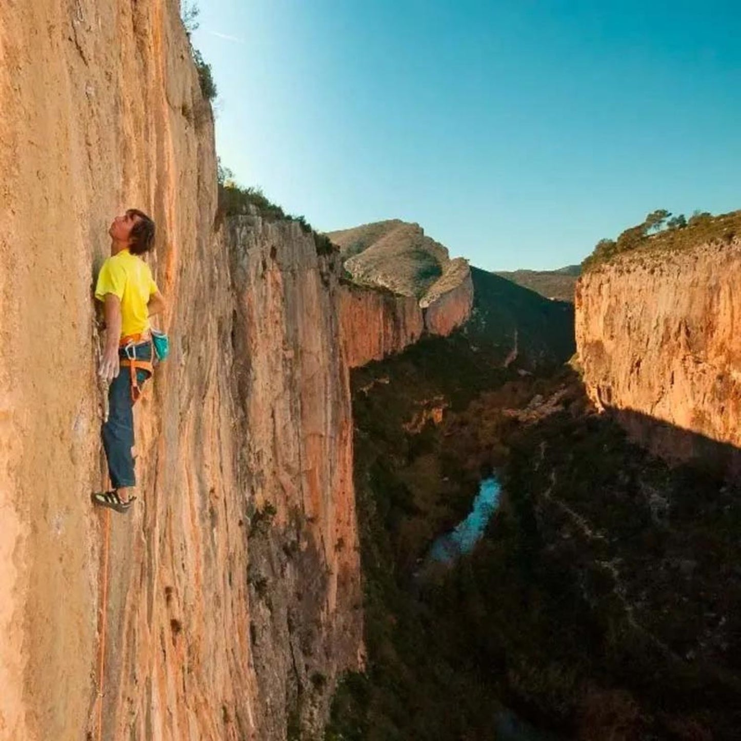 Escalada Deportiva en Chulilla